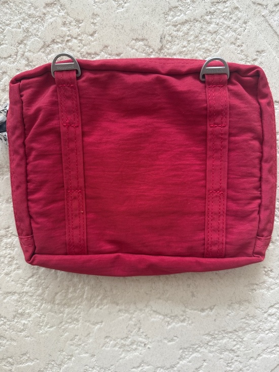 Baggallini Raspberry Red Travel Cosmetic Pouch - Picture 2 of 8